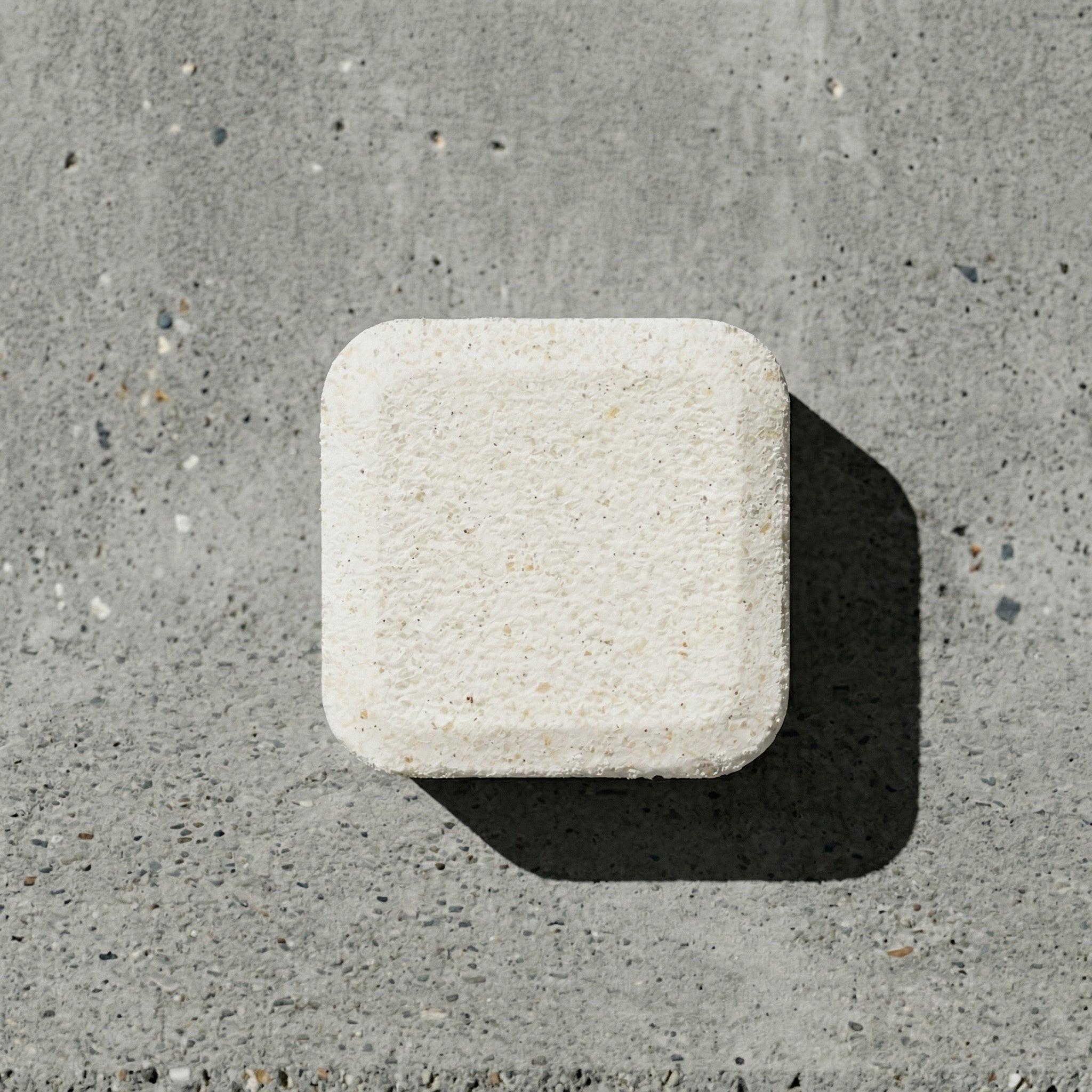 viblii pet formula washing machine cleaner on white background enzyme tablets UK